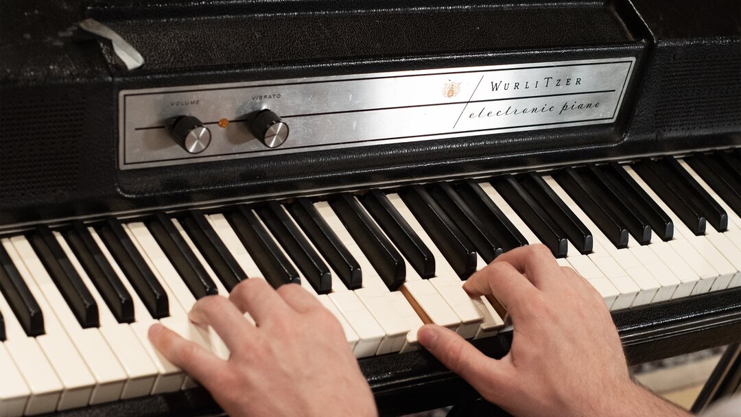 Close-up of a wurlitzer being played