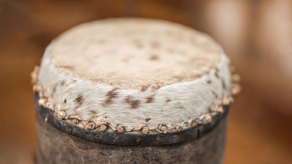 An animal skin drum. Photo by Marco Zappalà.